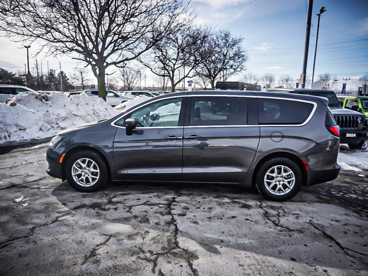 2023 Chrysler Grand Caravan  Photo