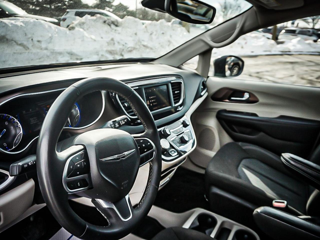 2023 Chrysler Grand Caravan  Photo