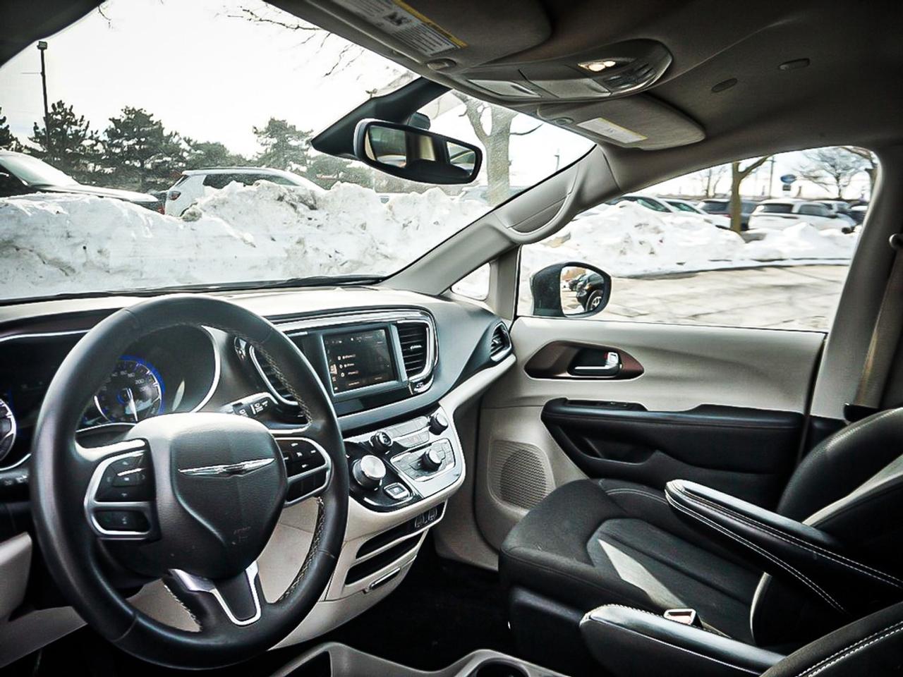 2023 Chrysler Grand Caravan  Photo