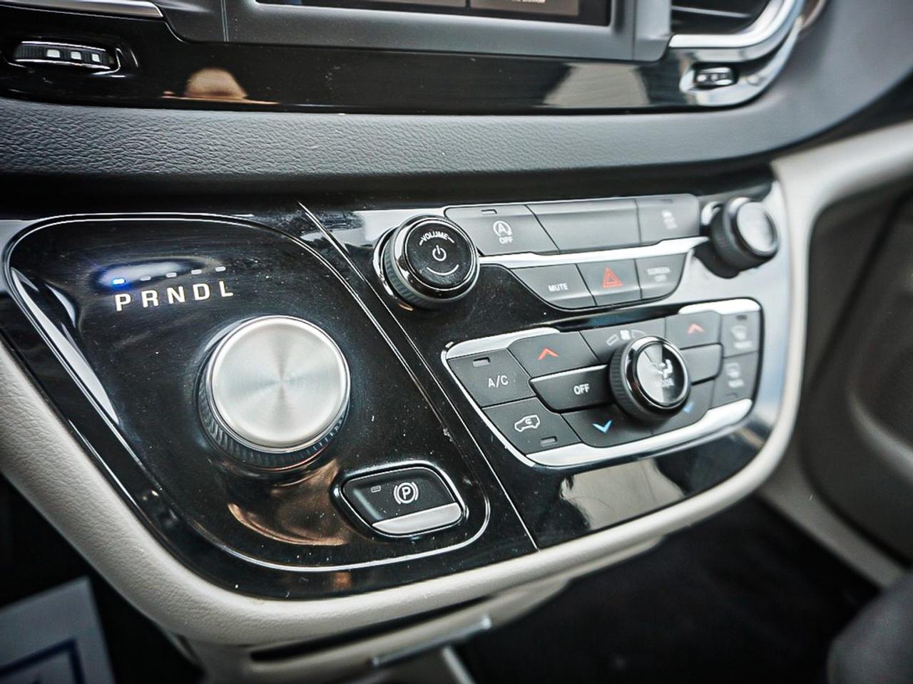 2023 Chrysler Grand Caravan  Photo