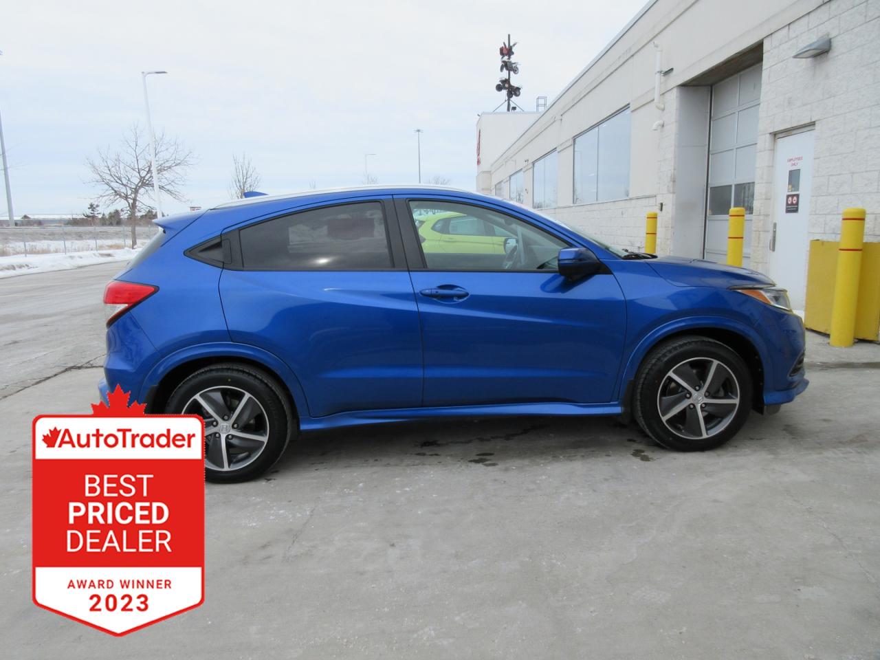 2022 Honda HR-V Touring 4dr All-Wheel Drive Photo
