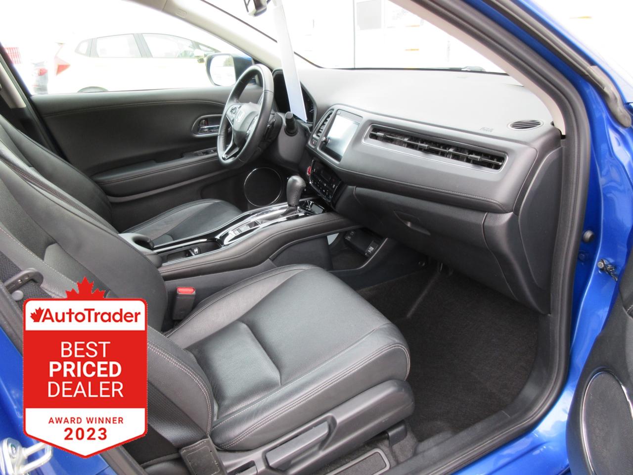 2022 Honda HR-V Touring 4dr All-Wheel Drive Photo