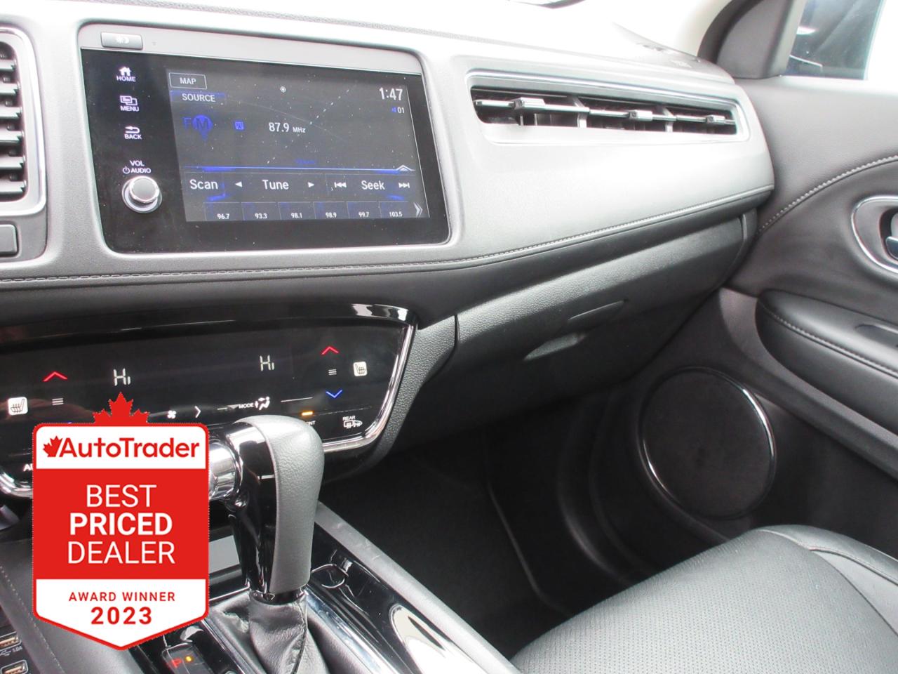 2022 Honda HR-V Touring 4dr All-Wheel Drive Photo