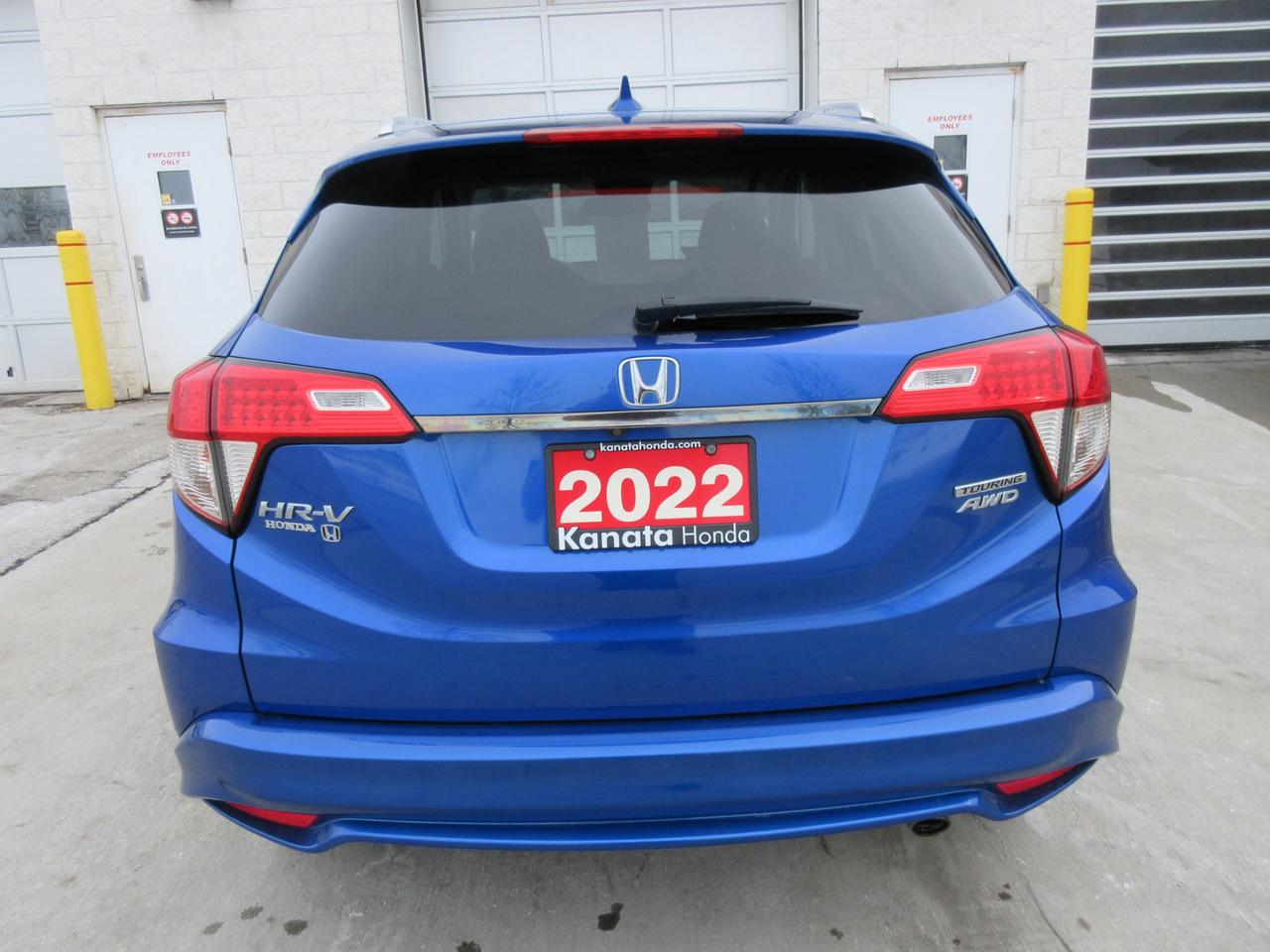 2022 Honda HR-V Touring 4dr All-Wheel Drive Photo