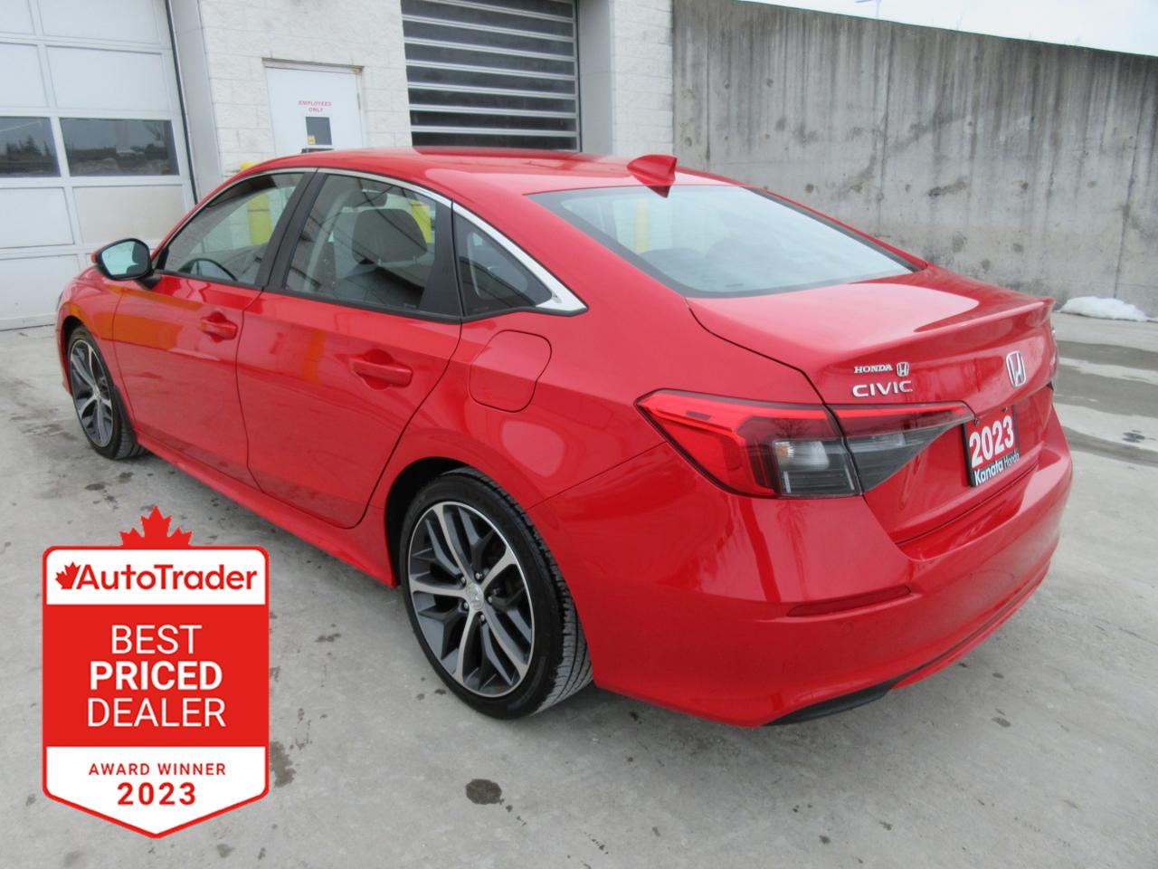 2023 Honda Civic Touring 4dr Sedan Photo