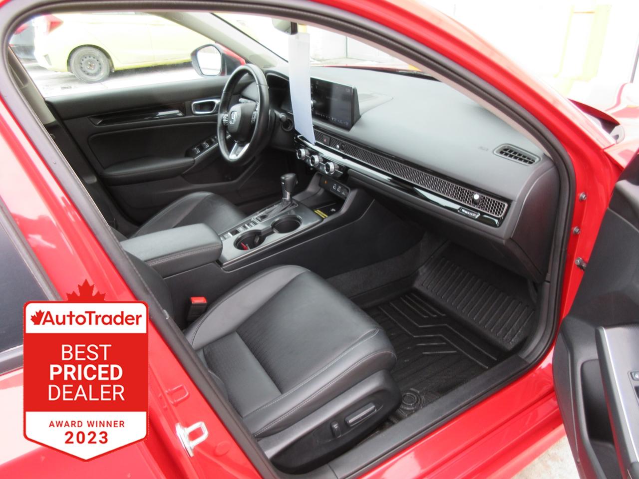 2023 Honda Civic Touring 4dr Sedan Photo