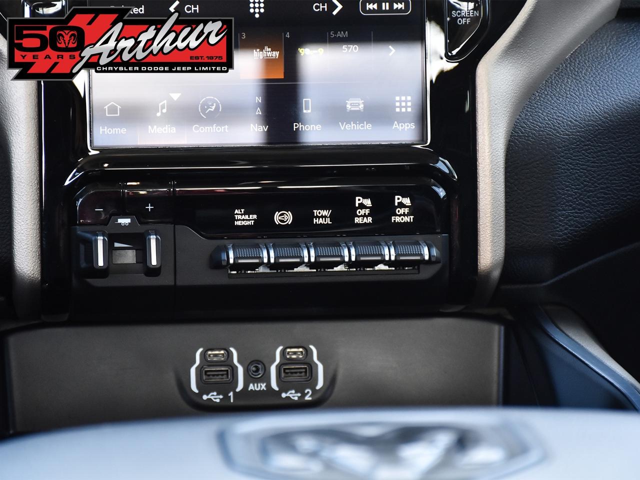 2023 RAM 3500 LARAMIE CREW CAB 4X4 - SRW LONGBOX Photo