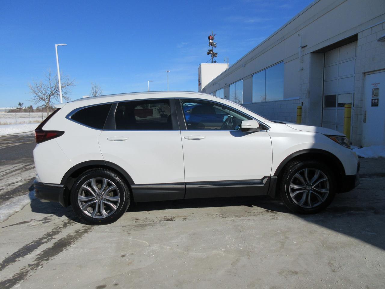 2022 Honda CR-V Touring 4dr All-wheel Drive Photo