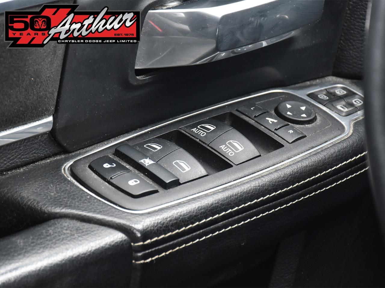 2024 RAM 2500 LARAMIE CREW CAB NIGHT EDITION 4X4 Photo