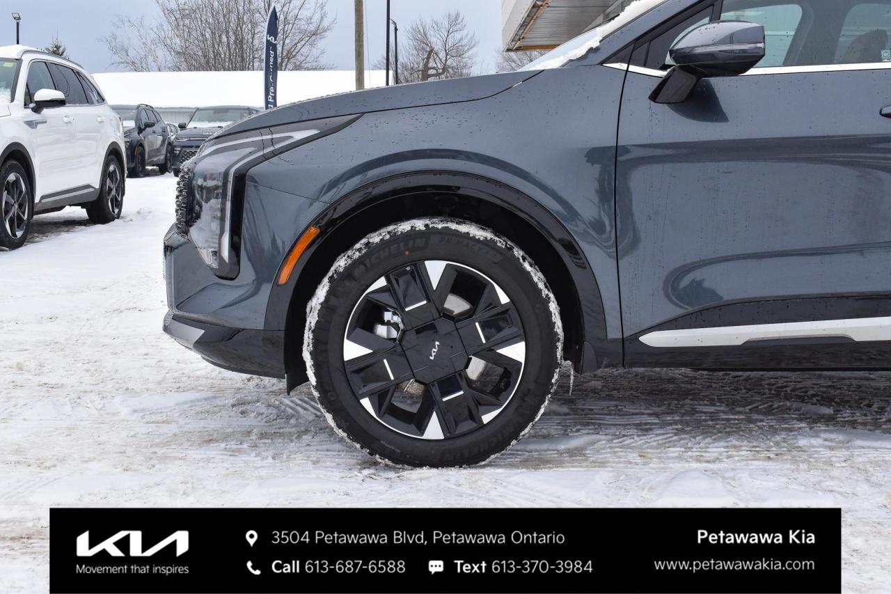 2026 Kia Sportage EX Premium w/Red Interior 4dr All-Wheel Drive Photo2