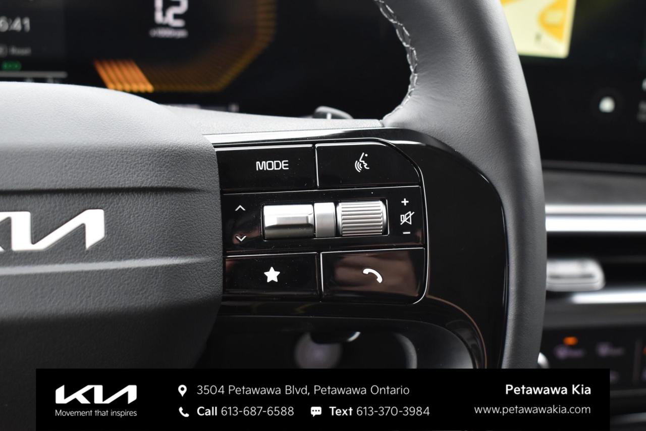 2026 Kia Sorento Plug-In Hybrid LX Sport Utility Photo