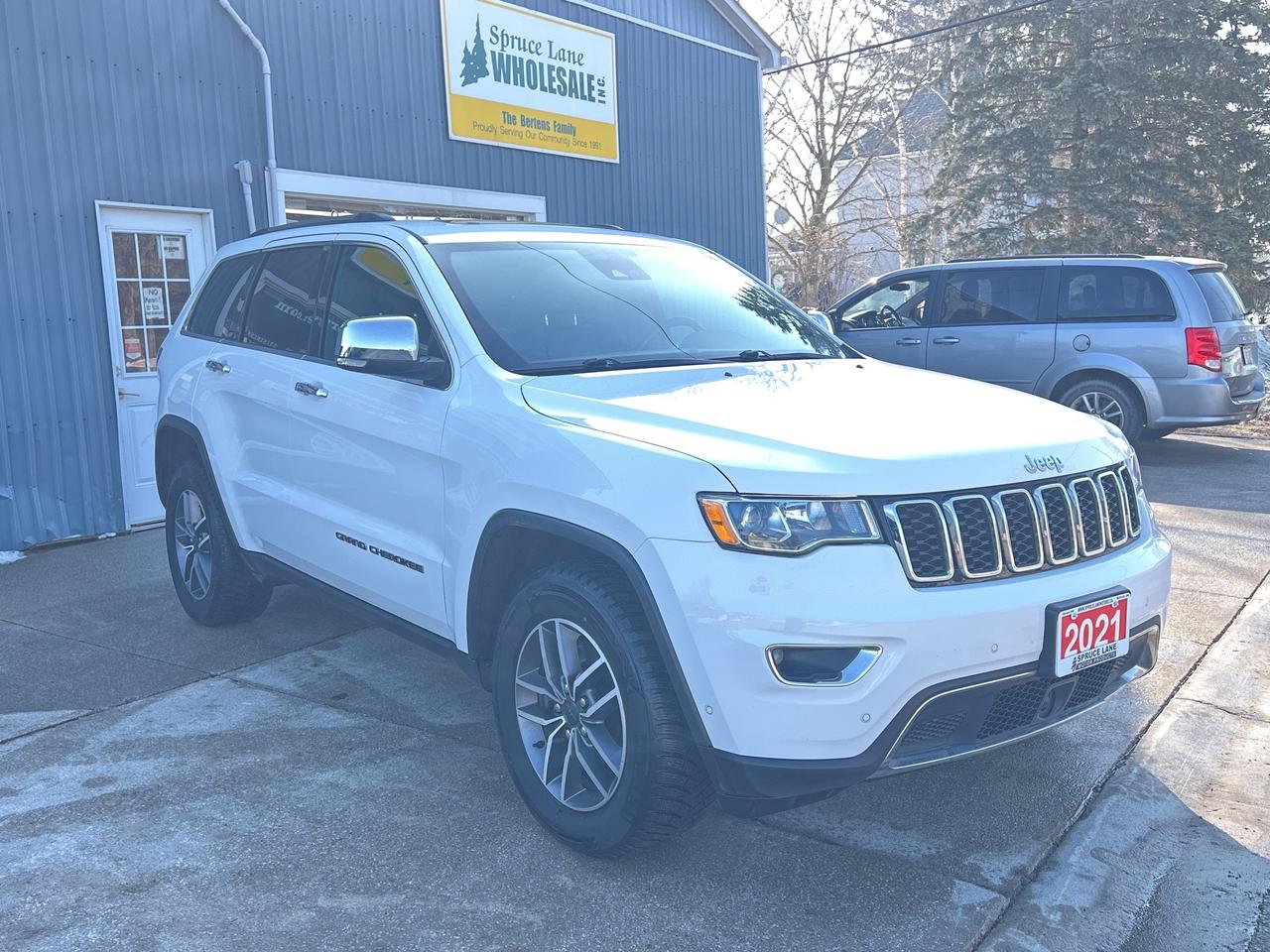 2021 Jeep Grand Cherokee Limited  ** PRO - TECH ** TOW PKG. ** Photo