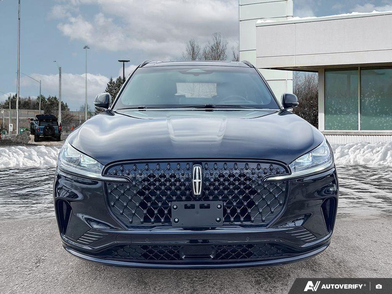 2025 Lincoln Aviator Reserve   HTD STEER WHEEL   HTD FRONT SEATS Photo