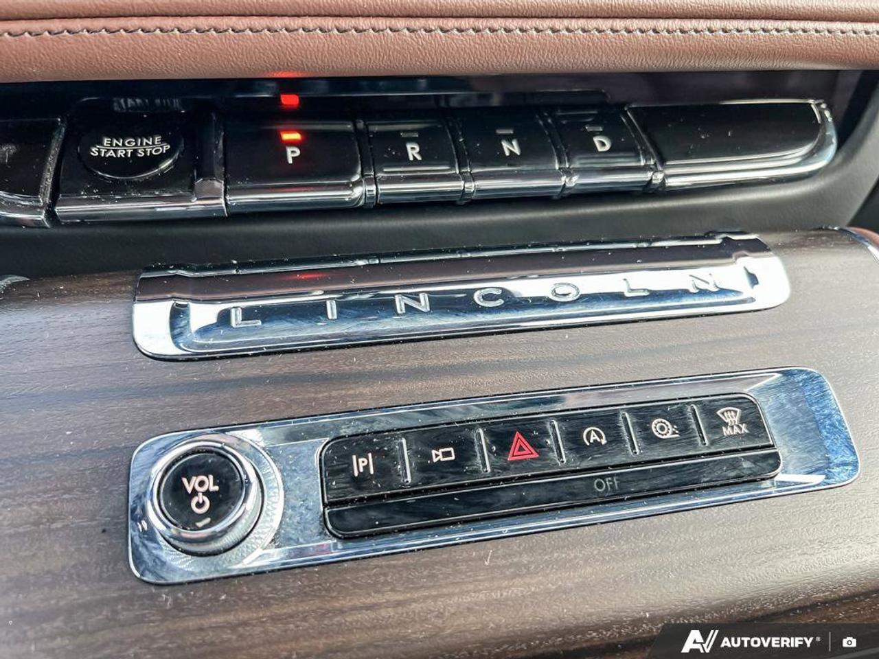 2025 Lincoln Aviator Reserve   HTD STEER WHEEL   HTD FRONT SEATS Photo