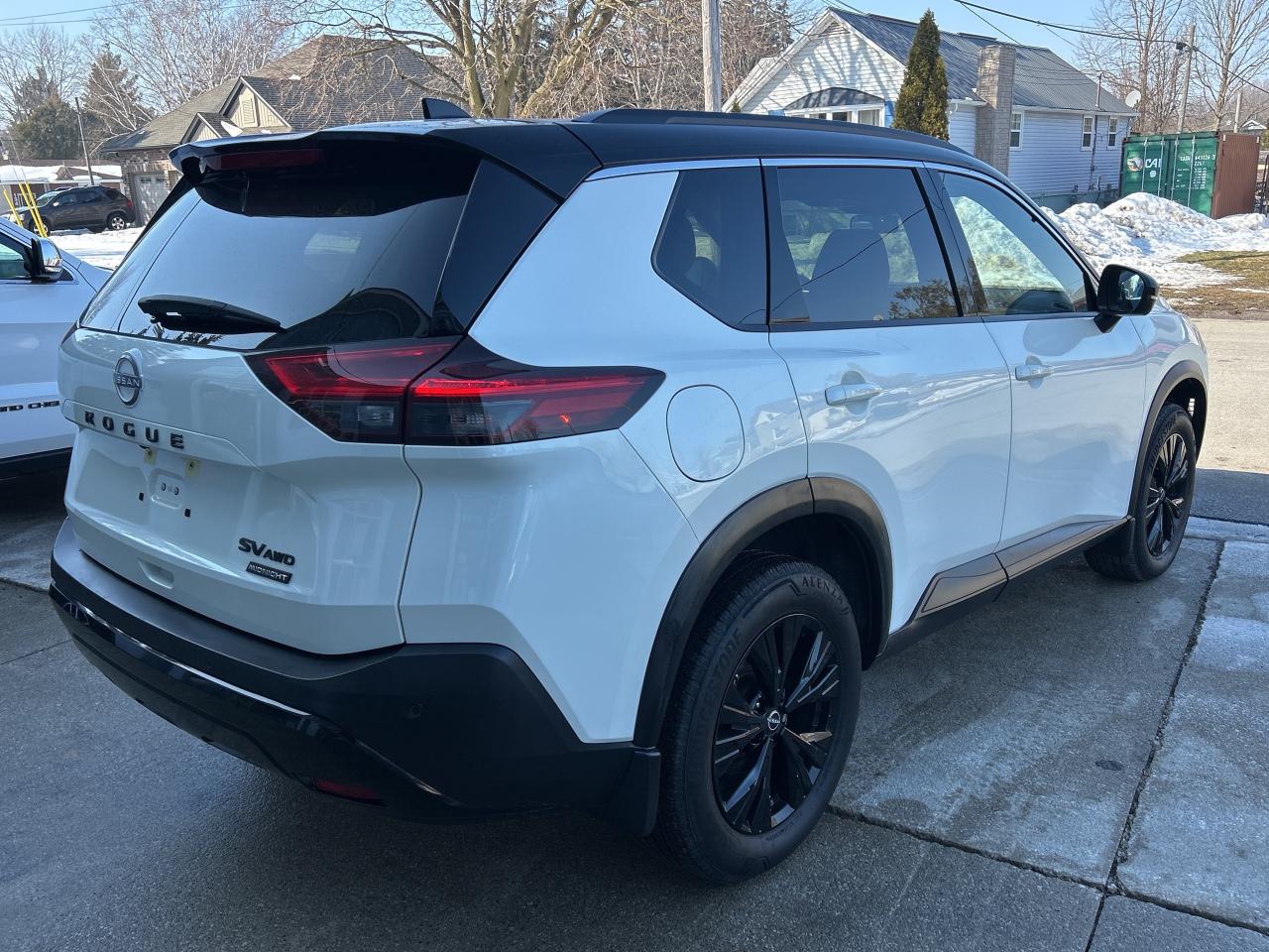 2023 Nissan Rogue SV Midnight Edition ** LEATHER ** ROOF ** Photo