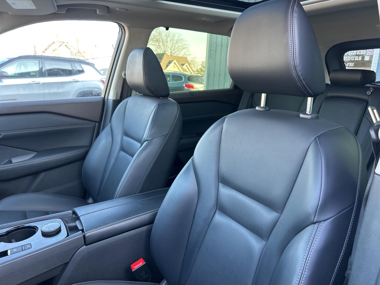 2023 Nissan Rogue SV Midnight Edition ** LEATHER ** ROOF ** Photo