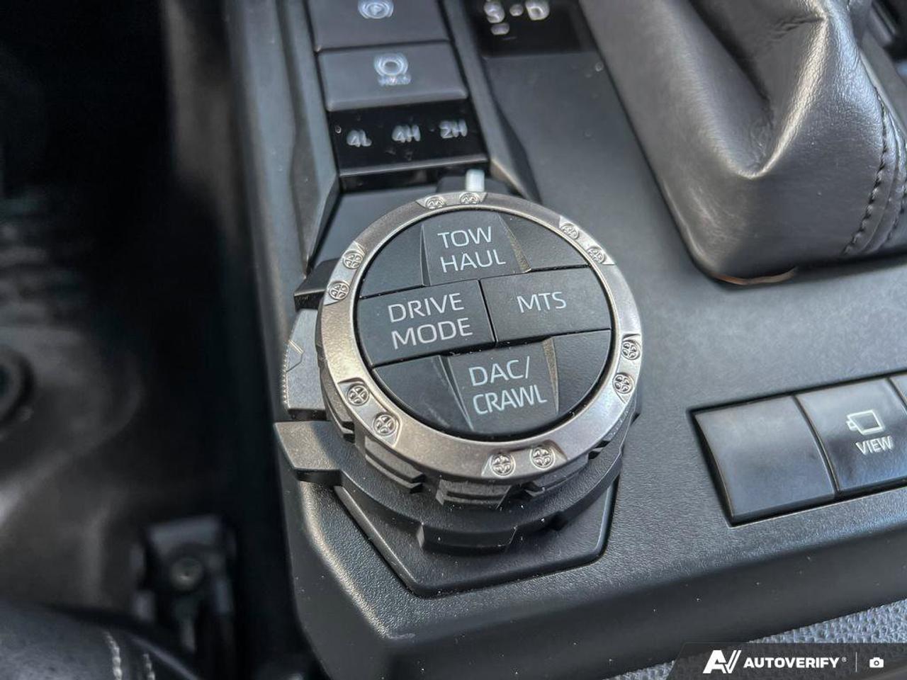 2025 Toyota 4Runner Hybrid   LEATHER   SUNROOF   NAV Photo