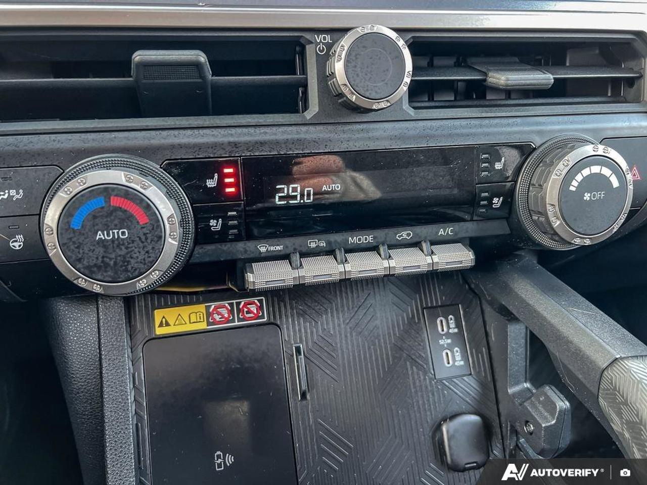2025 Toyota 4Runner Hybrid   LEATHER   SUNROOF   NAV Photo