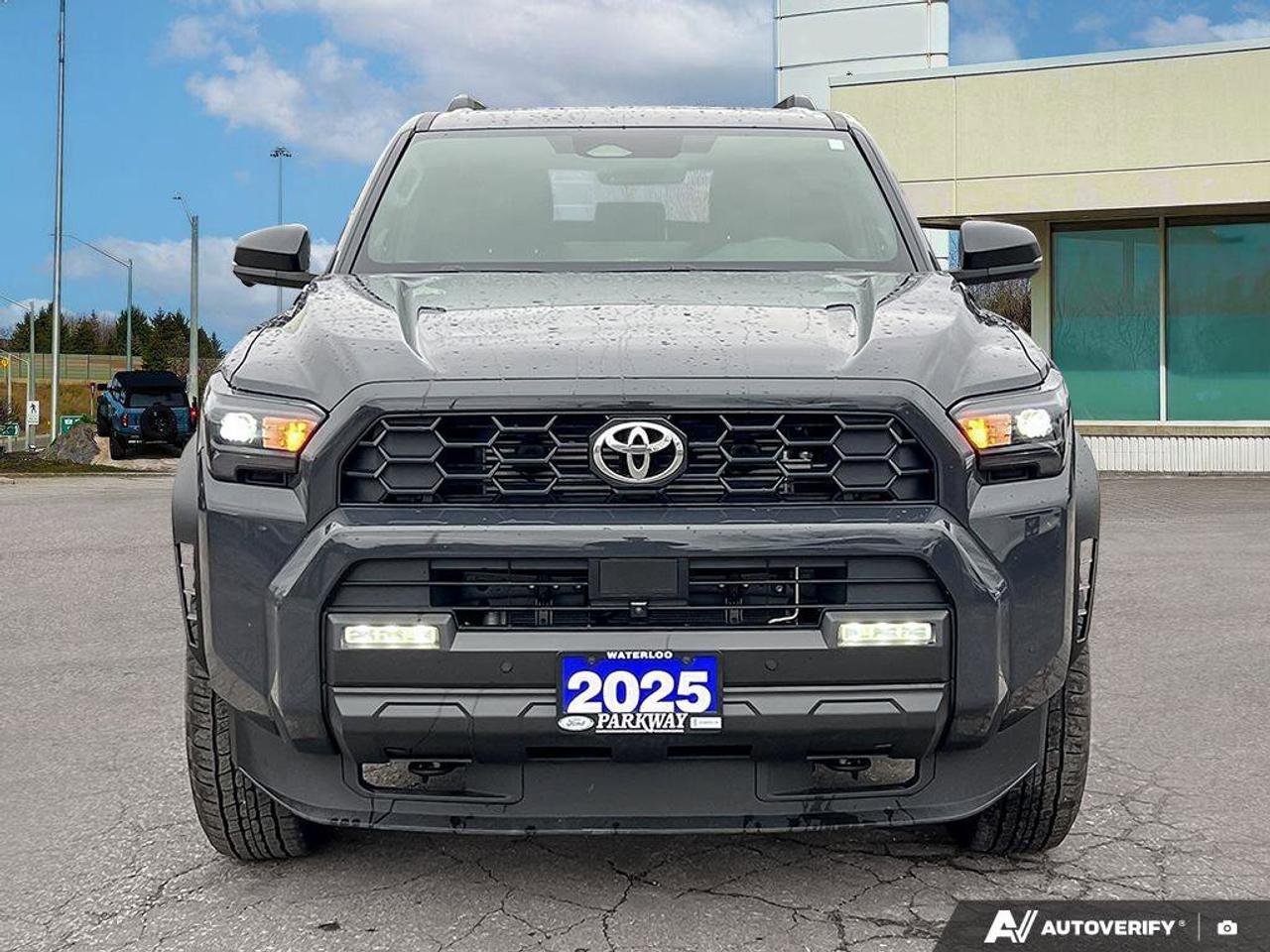 2025 Toyota 4Runner Hybrid   LEATHER   SUNROOF   NAV Photo
