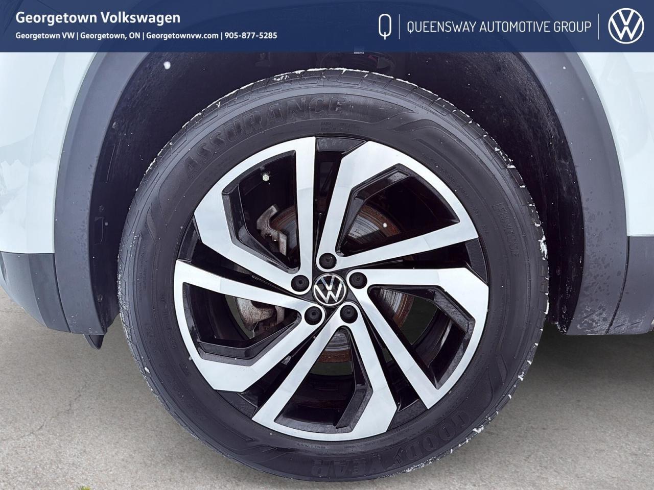 2022 Volkswagen Atlas 2.0 TSI Highline Alloy Wheel Pkg   Pano Roof   Car Photo