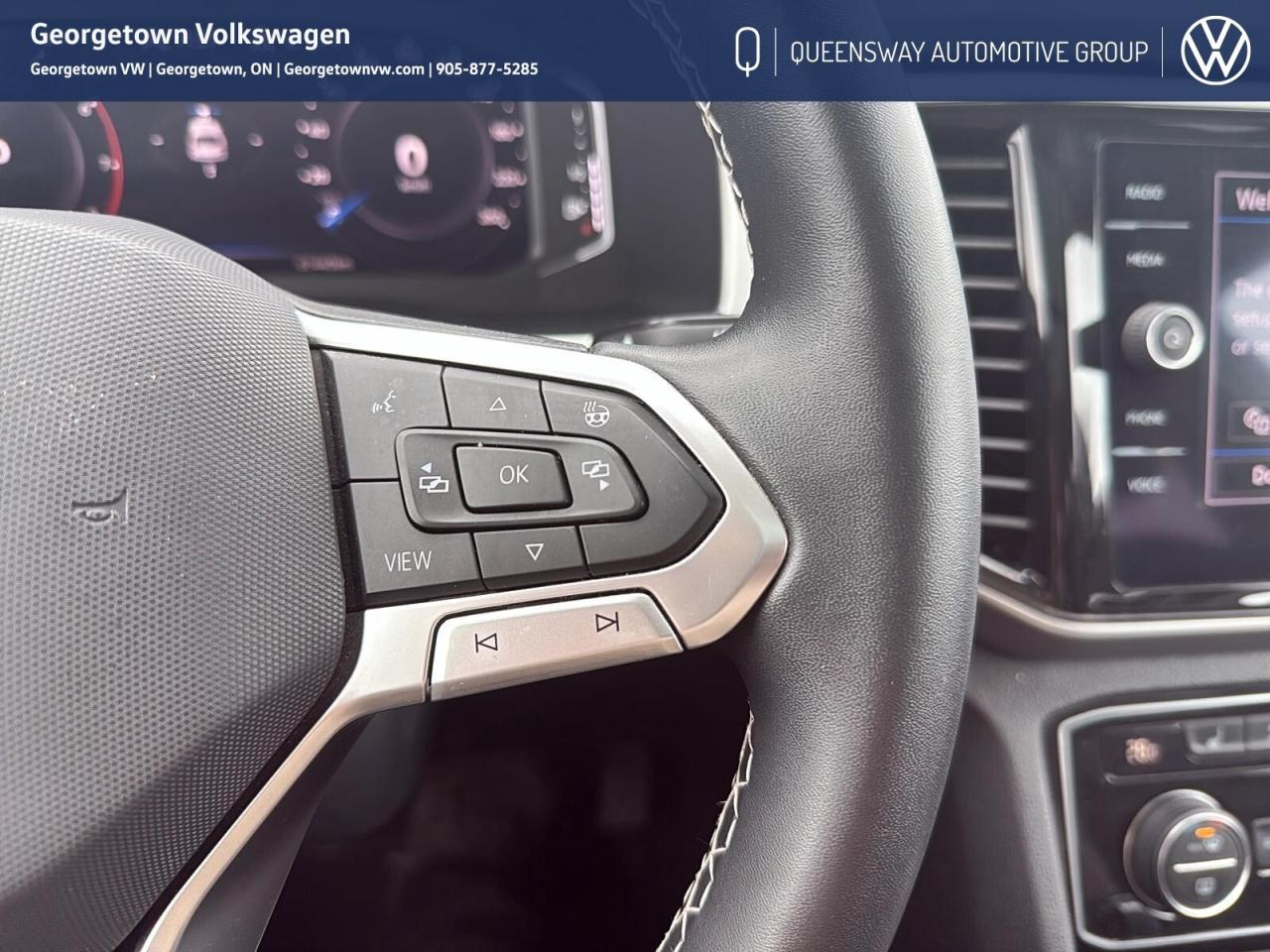 2022 Volkswagen Atlas 2.0 TSI Highline Alloy Wheel Pkg   Pano Roof   Car Photo