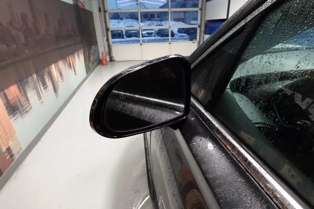 2023 Hyundai Santa Fe PREFERRED   HEATED SEATS    HEATED WHEEL   APPLE C Photo