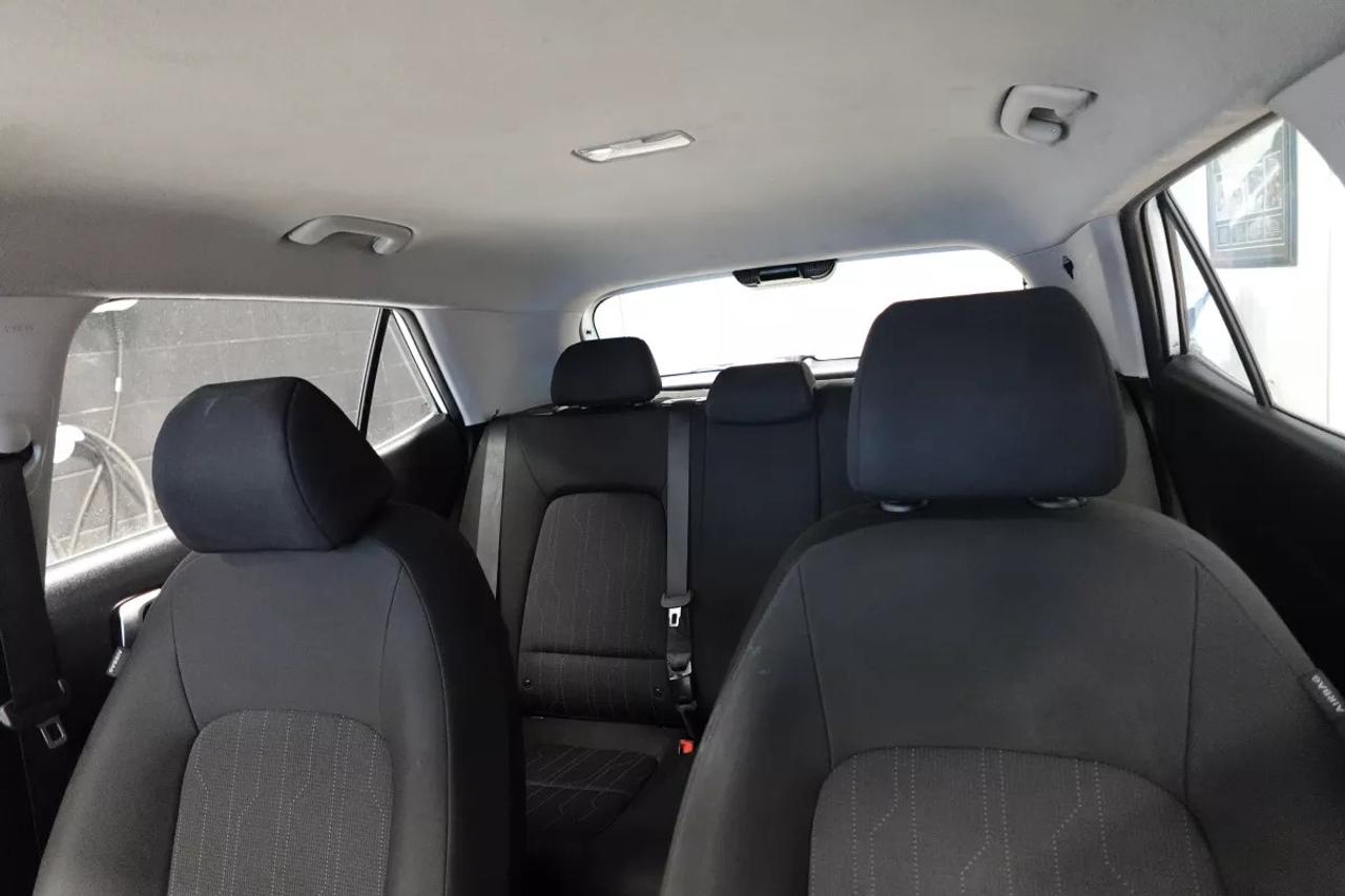 2022 Hyundai Venue ESSENTIAL    HEATED SEATS   APPLE CARPLAY   ANDROI Photo
