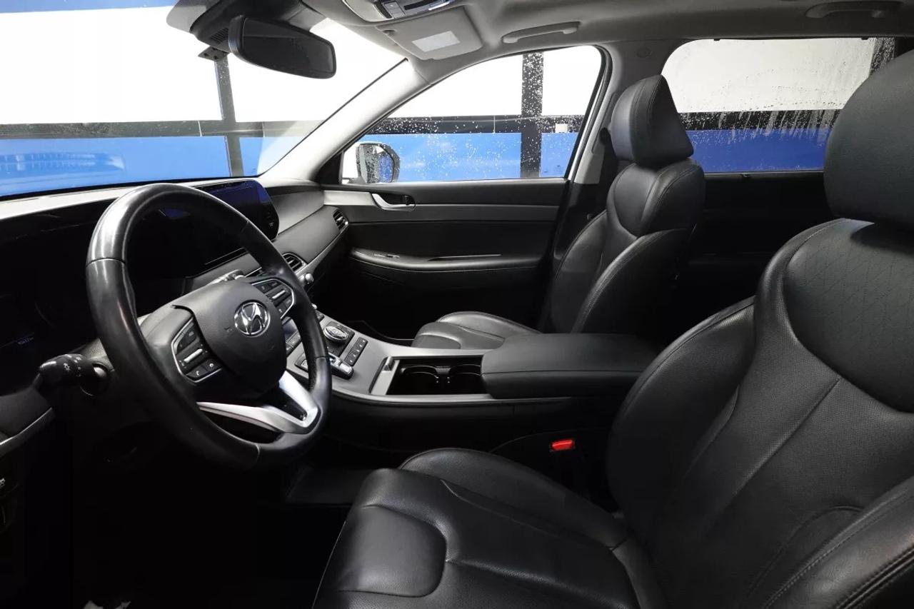 2022 Hyundai PALISADE LUXURY  COOLED SEATS   HEATED SEATS   HEATED WHEEL Photo