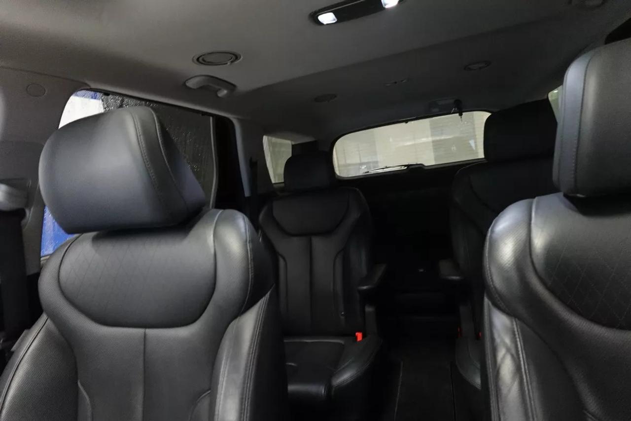 2022 Hyundai PALISADE LUXURY  COOLED SEATS   HEATED SEATS   HEATED WHEEL Photo