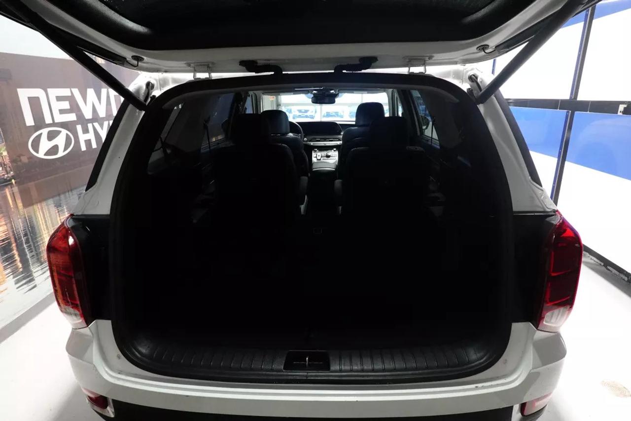 2022 Hyundai PALISADE LUXURY  COOLED SEATS   HEATED SEATS   HEATED WHEEL Photo