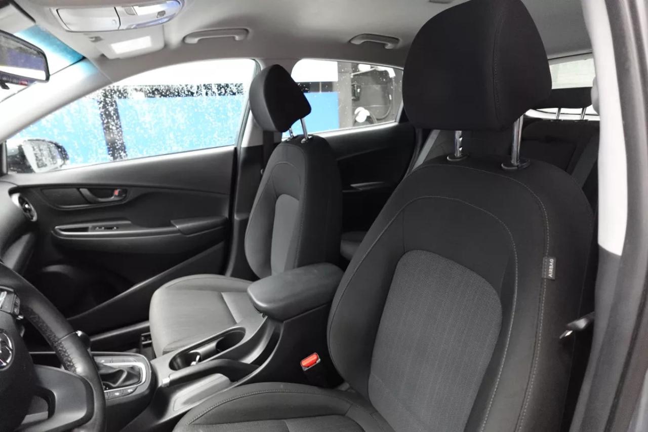 2023 Hyundai KONA PREFERRED ALL WHEEL DRIVE   HEATED SEATS   HEATED Photo
