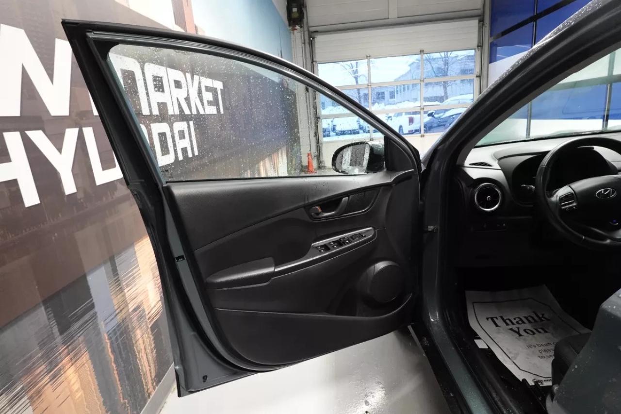 2023 Hyundai KONA PREFERRED ALL WHEEL DRIVE   HEATED SEATS   HEATED Photo