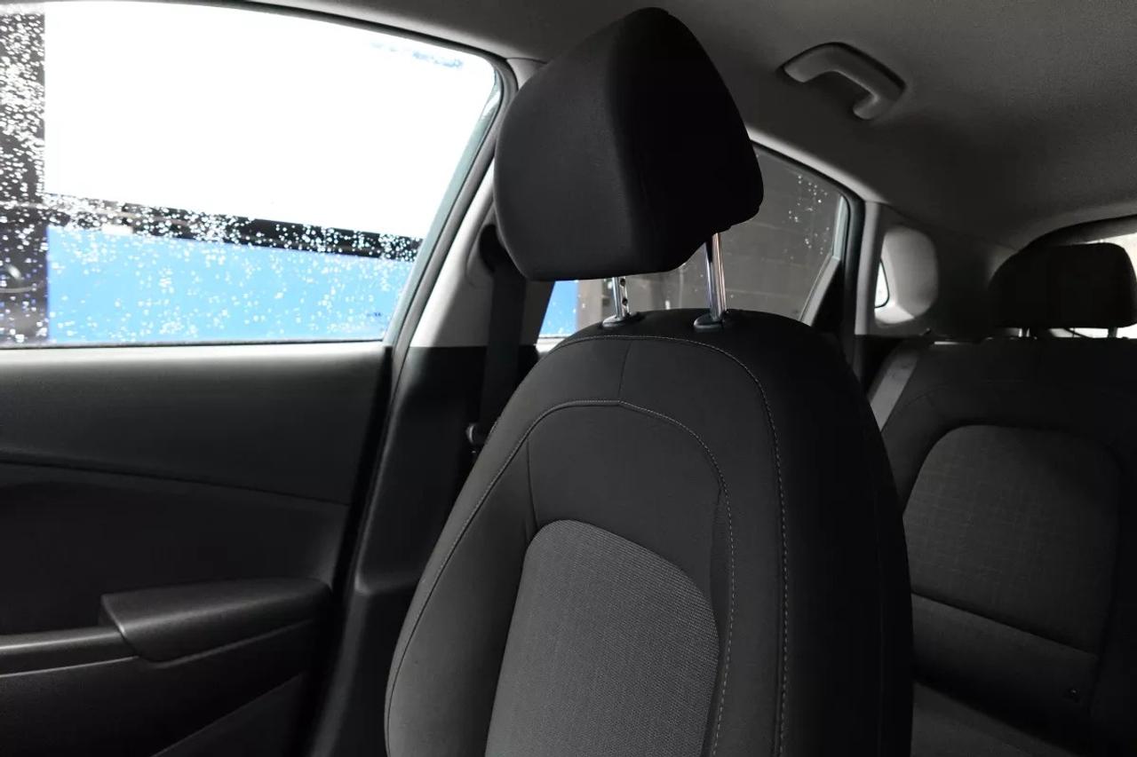 2023 Hyundai KONA PREFERRED ALL WHEEL DRIVE   HEATED SEATS   HEATED Photo