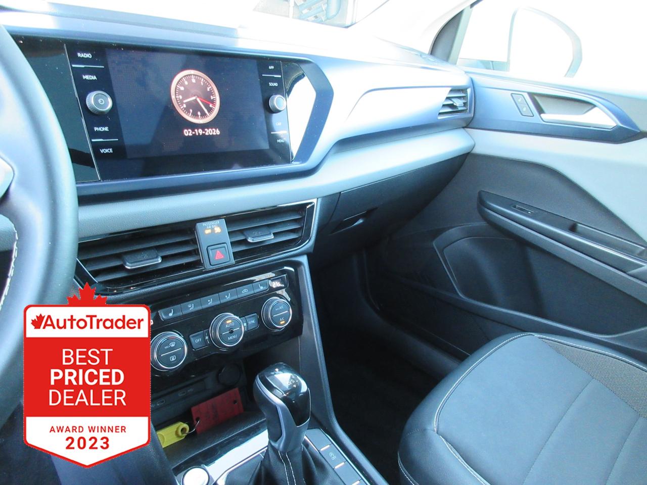 2022 Volkswagen Taos Comfortline 4dr All-Wheel Drive 4MOTION Photo