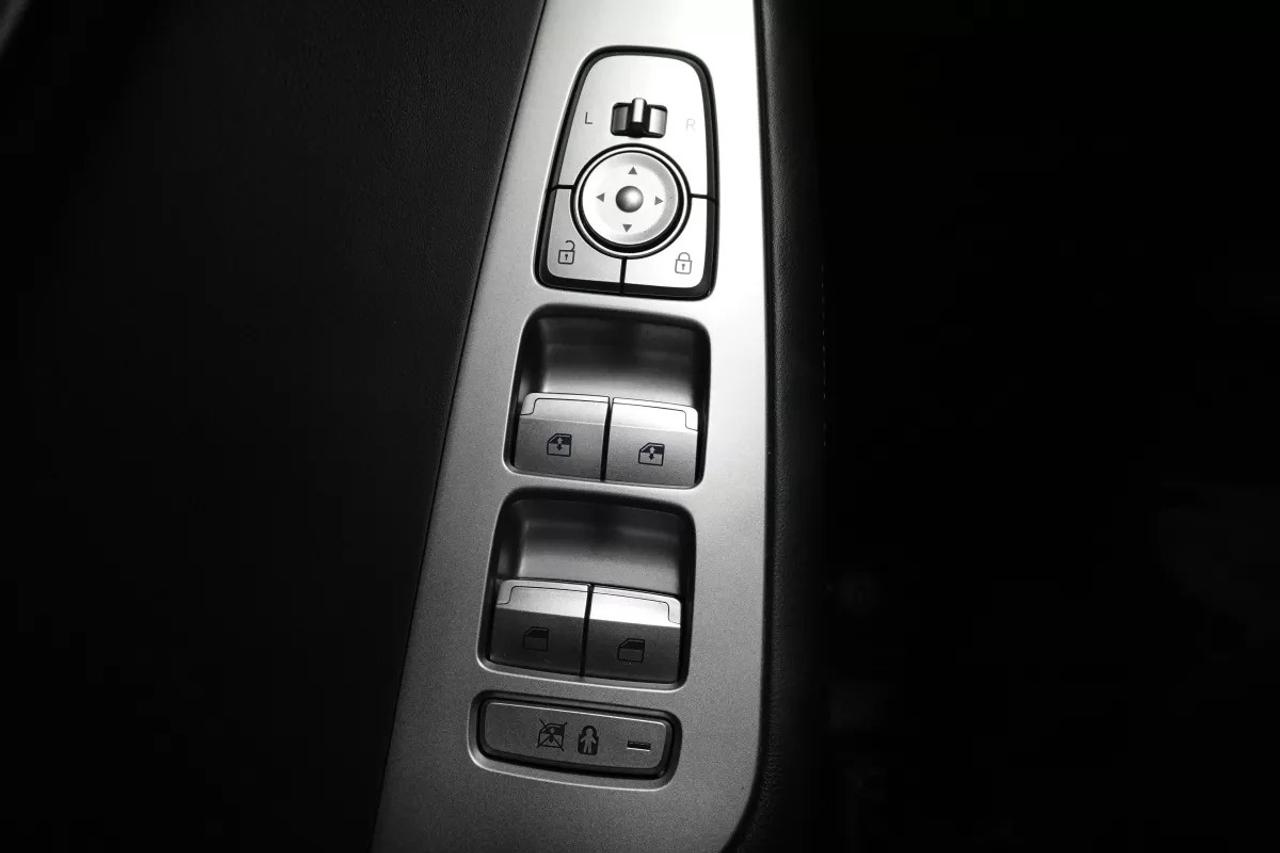 2021 Hyundai PALISADE LUXURY   COOLED SEATS HEATED SEATS   HEATED WHEEL Photo