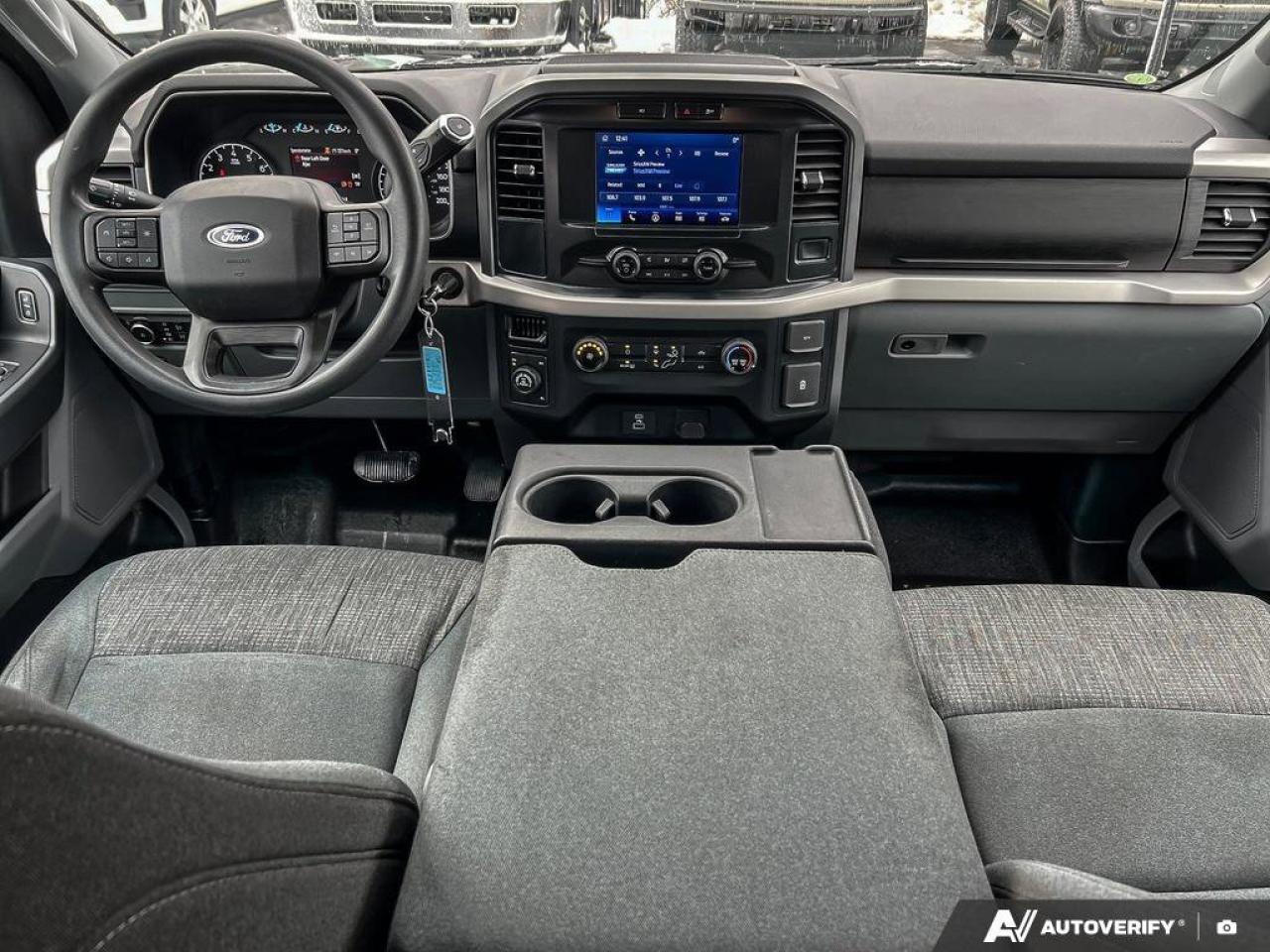 2022 Ford F-150 XLT   5.0L V8   REAR CAMERA   6 5' WHEELBASE Photo