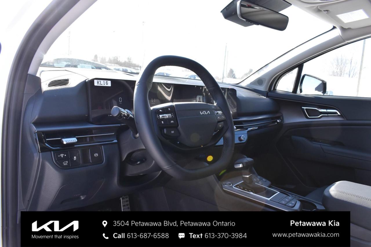 2026 Kia Sportage EX Premium w/Black Interior 4dr All-Wheel Drive Photo