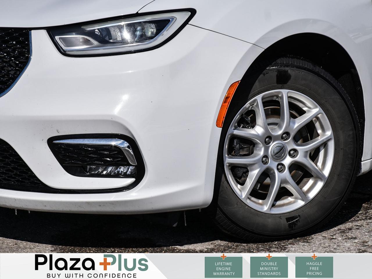 2022 Chrysler Pacifica Touring L Clean CarFax   3rd Row Seating   Loaded Photo