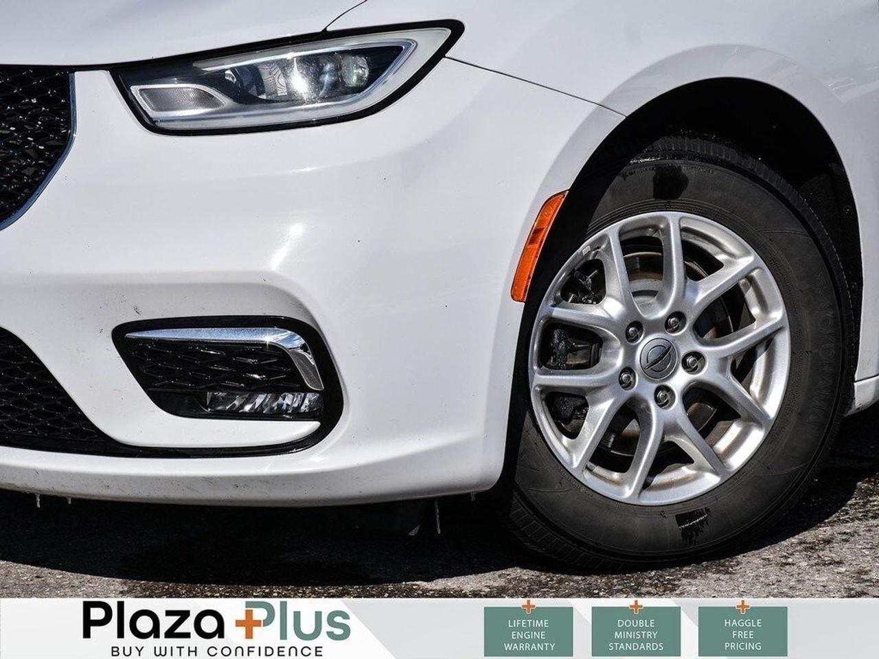2022 Chrysler Pacifica Touring L Clean CarFax   3rd Row Seating   Loaded Photo