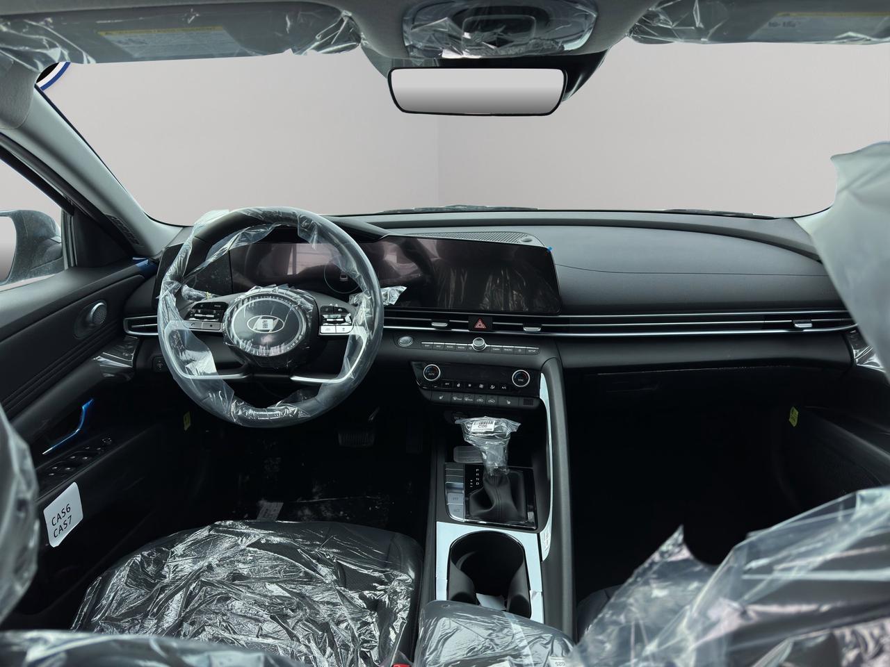 2026 Hyundai Elantra Luxury Photo