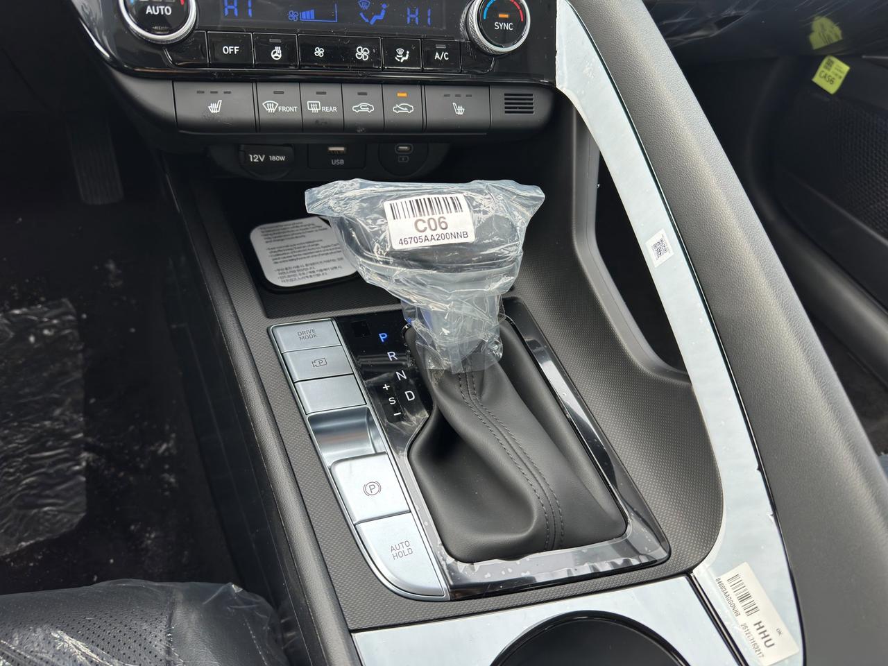 2026 Hyundai Elantra Luxury Photo