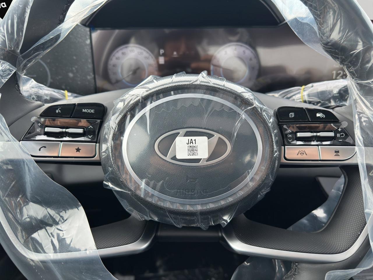 2026 Hyundai Elantra Luxury Photo
