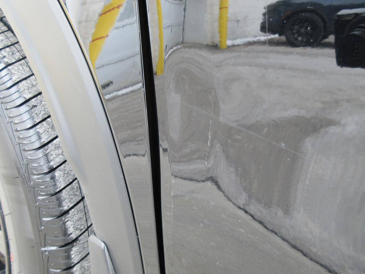 2024 Honda CR-V Hybrid EX-L 4dr All-Wheel Drive Photo