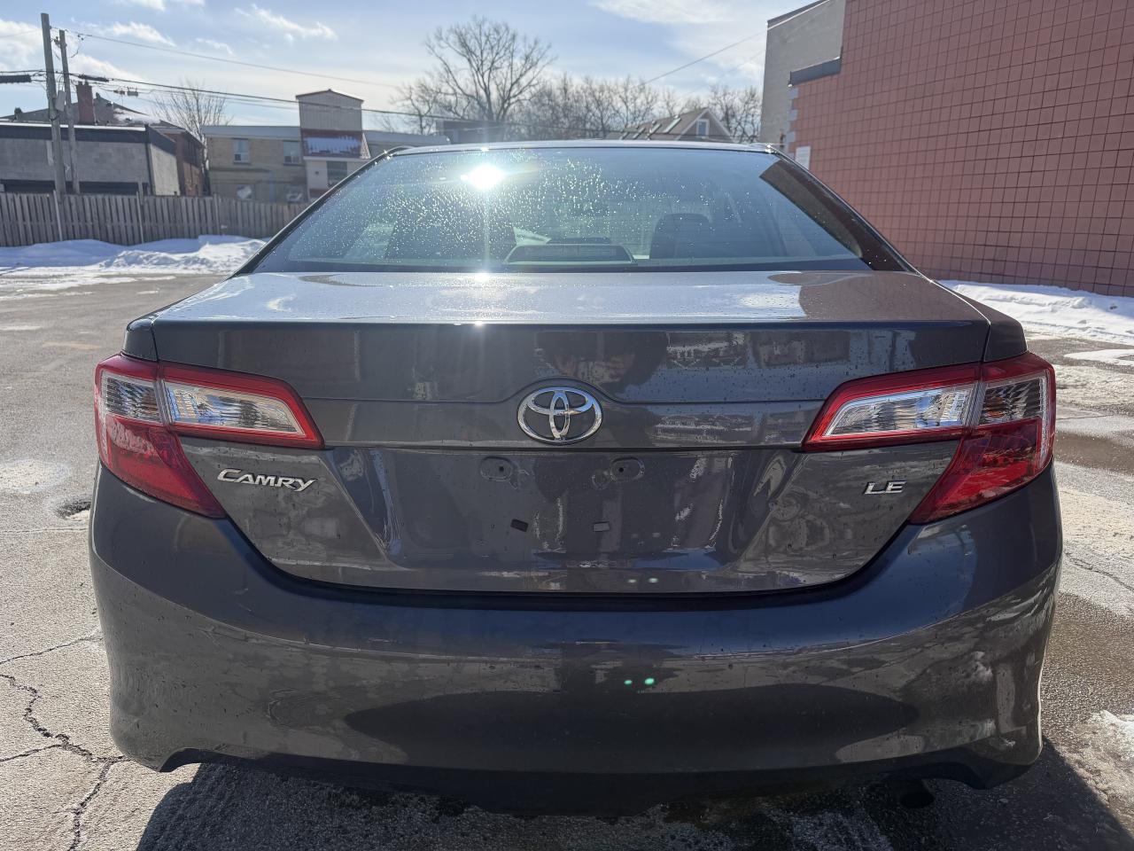 2012 Toyota Camry LE / AUTO / METICULOUSLY  MAINTAINED 129550 KMS !! Photo3