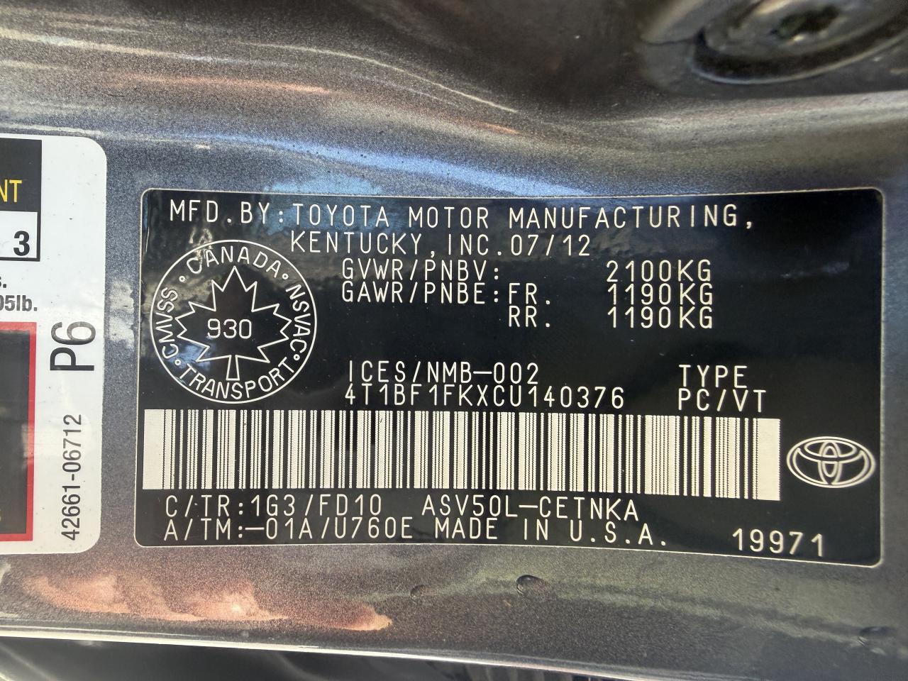 2012 Toyota Camry LE / AUTO / METICULOUSLY  MAINTAINED 129550 KMS !! Photo