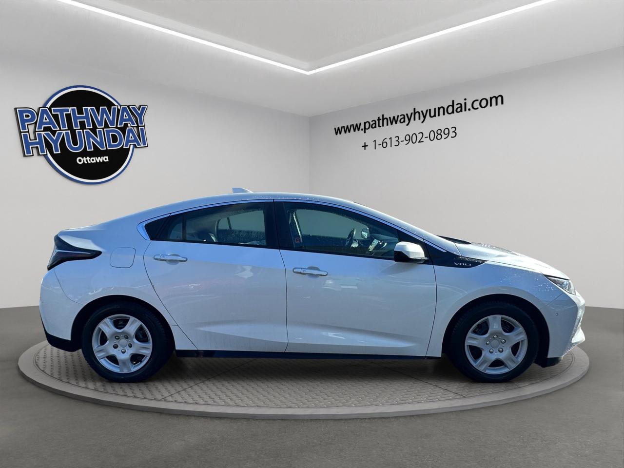 2017 Chevrolet Volt Premier | Reverse Cam | Heated Seats Photo