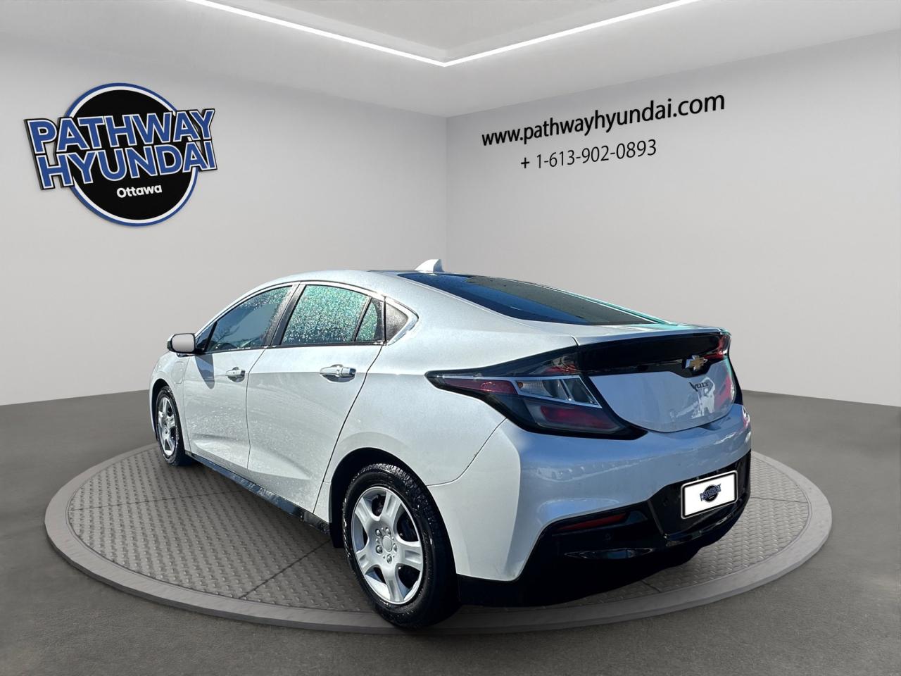2017 Chevrolet Volt Premier | Reverse Cam | Heated Seats Photo