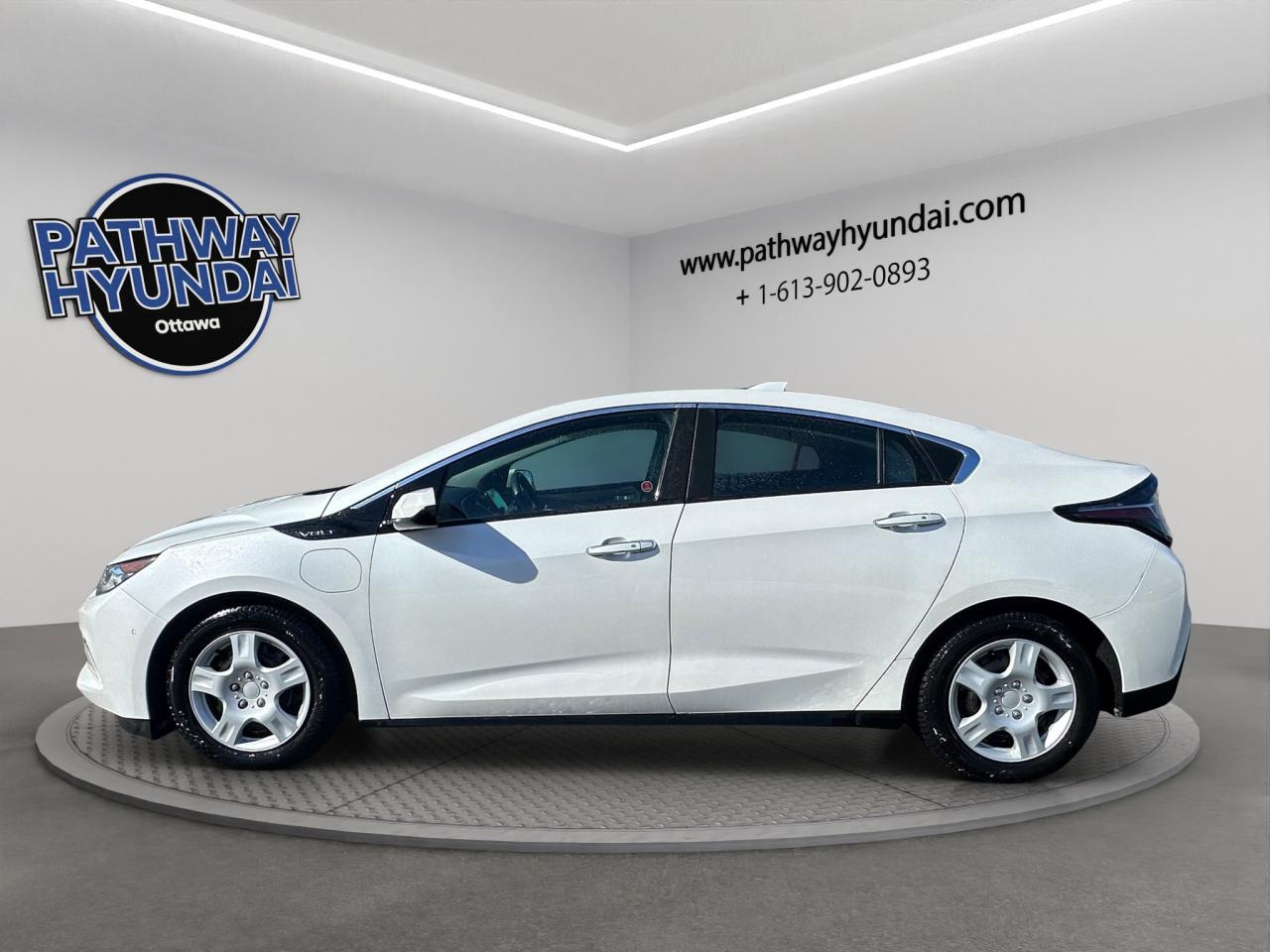 2017 Chevrolet Volt Premier | Reverse Cam | Heated Seats Photo