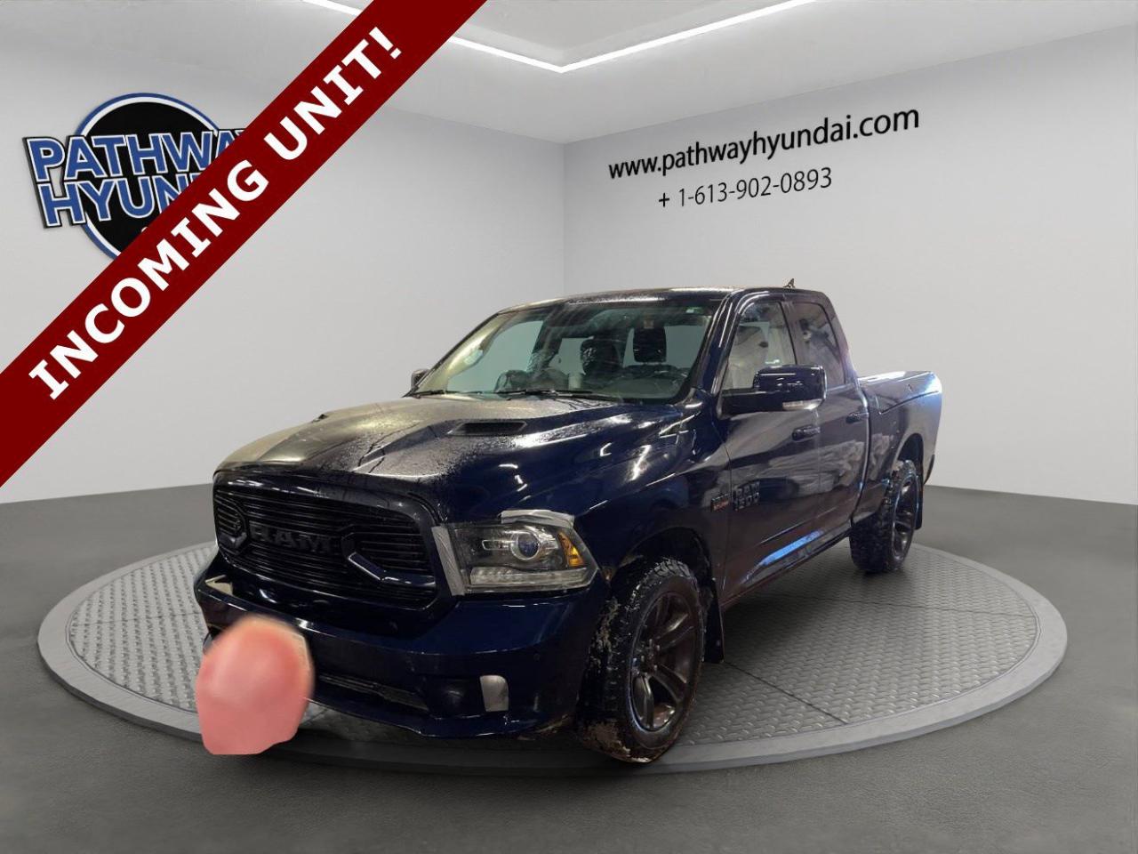 2018 RAM 1500 NIGHT Photo3