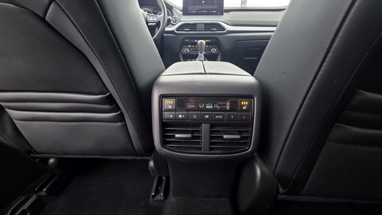 2023 Mazda CX-9 7 PASSENGERS AWD LOW LOW KM 1 OWNER CLEAN CARFAX Photo